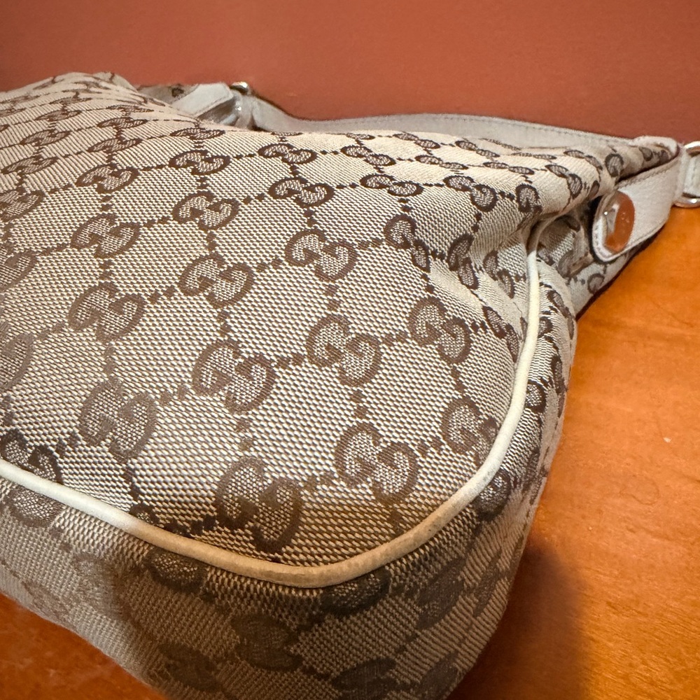 Gucci Beige and Brown Monogram Hobo Bag - Picture 8 of 15